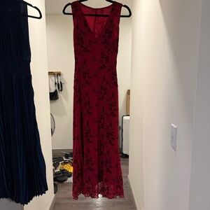 Elegant Red Floral Lace Dress